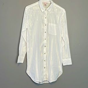 Victoria’s Secret White Iridescent Button Down Shirt. Size XS